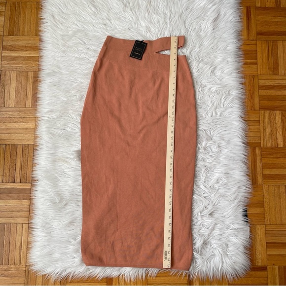 REVOLVE Cut out Skirt and Top Size X-Large - Picture 15 of 16